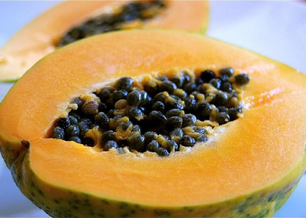 Genetically engineered papaya